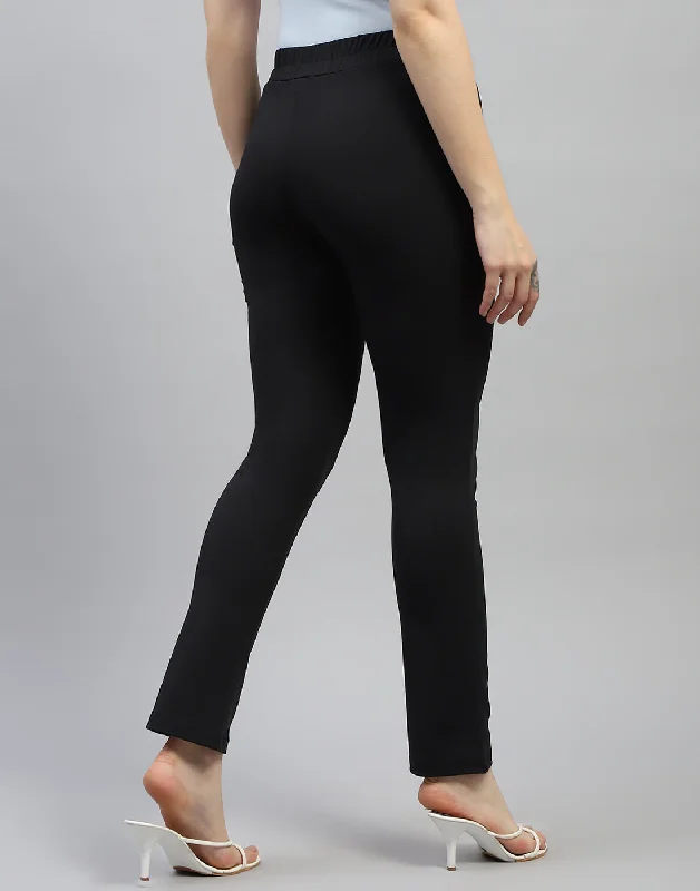 Women Black Solid Regular Fit Jegging